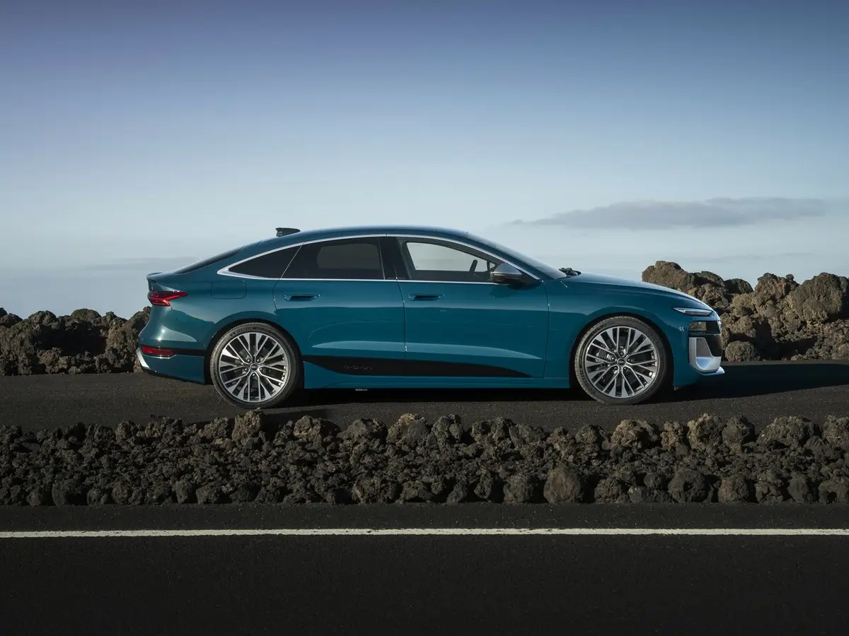 Audi S6 e-tron I