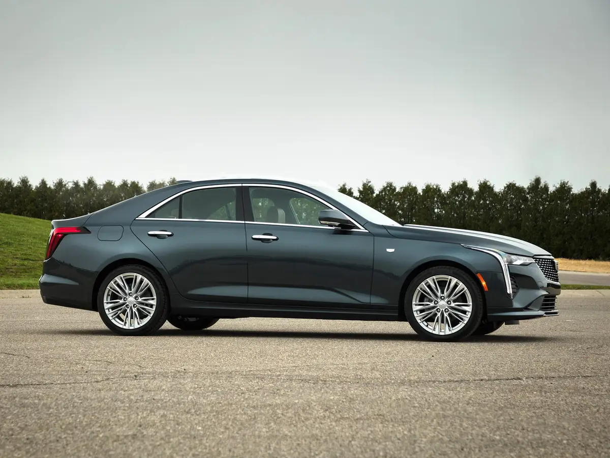 Cadillac CT4 I