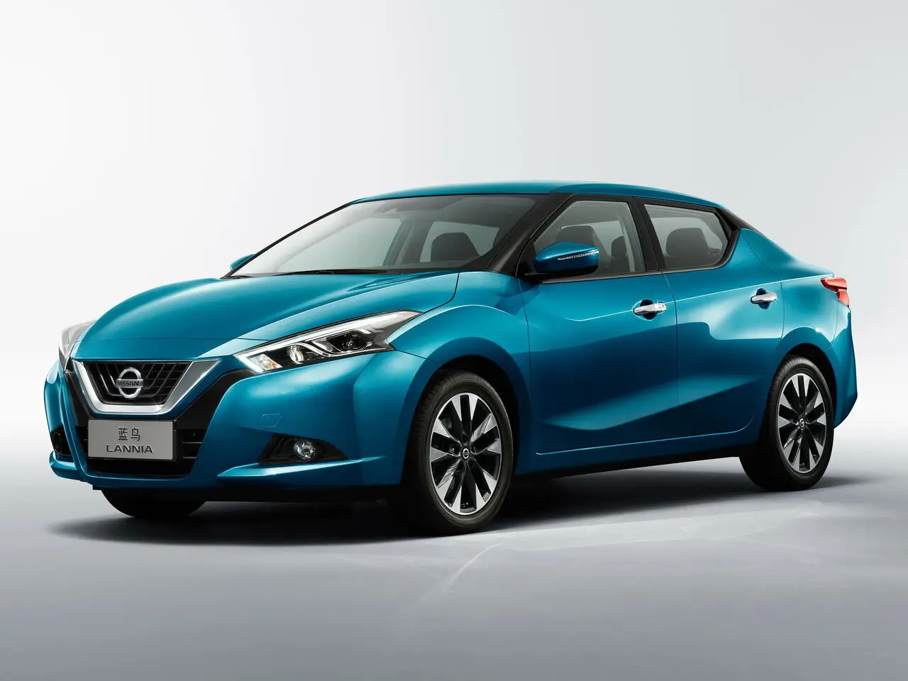 Nissan Lannia